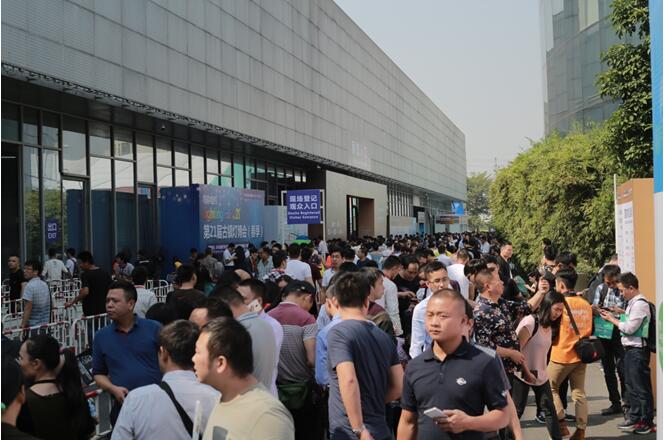 2018古鎮(zhèn)燈博會攜制造展 獲八方點贊(圖1)